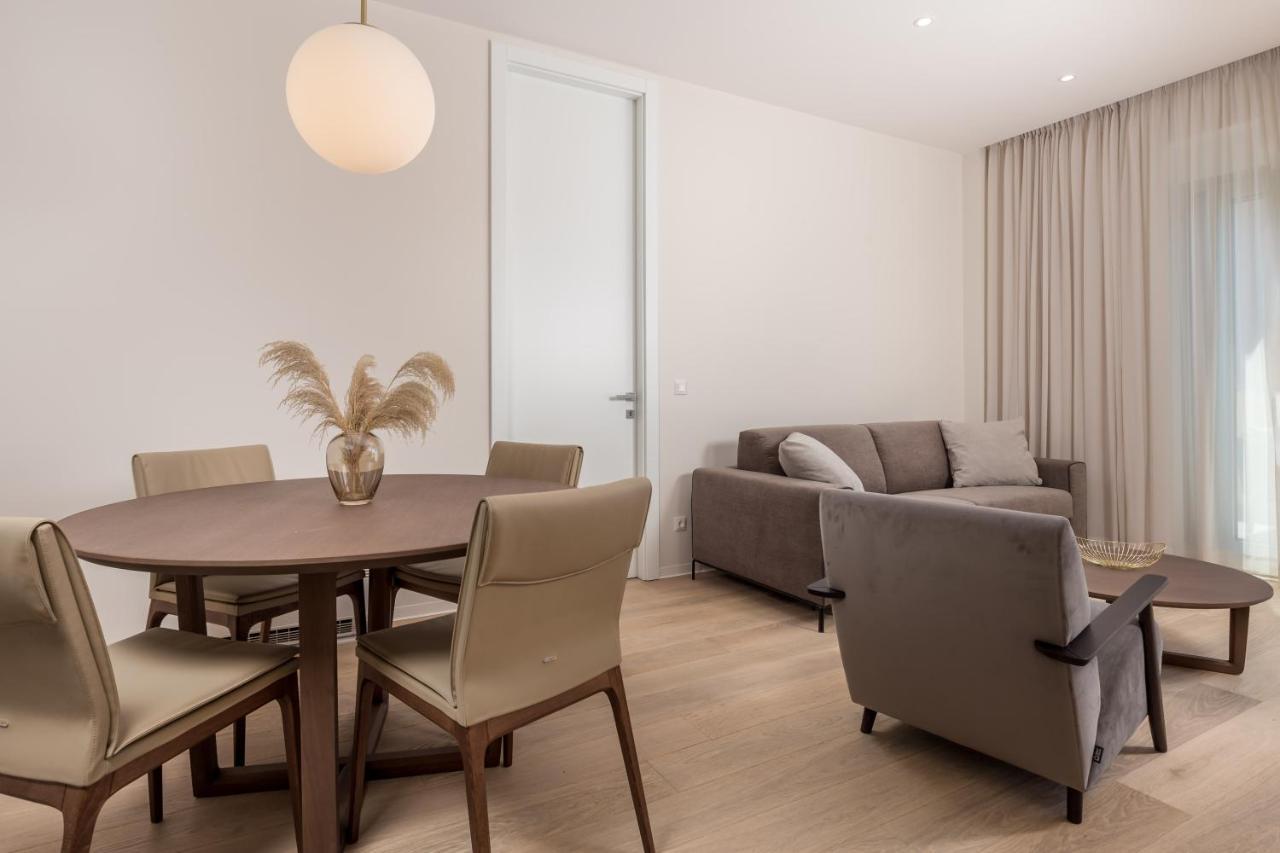 Plaza Apartment